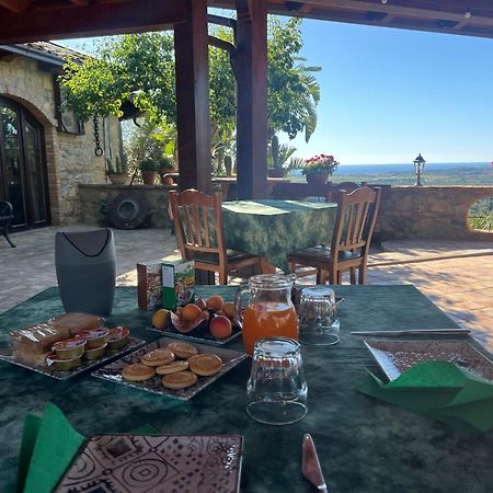Agriturismo Catena Ciro Eksteriør billede