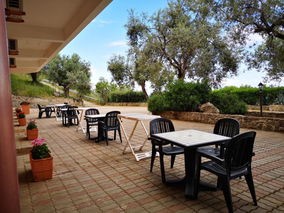 Agriturismo Catena Ciro Eksteriør billede